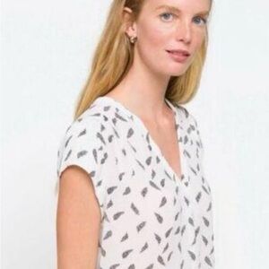 Fun 2 Fun White and Black Blouse